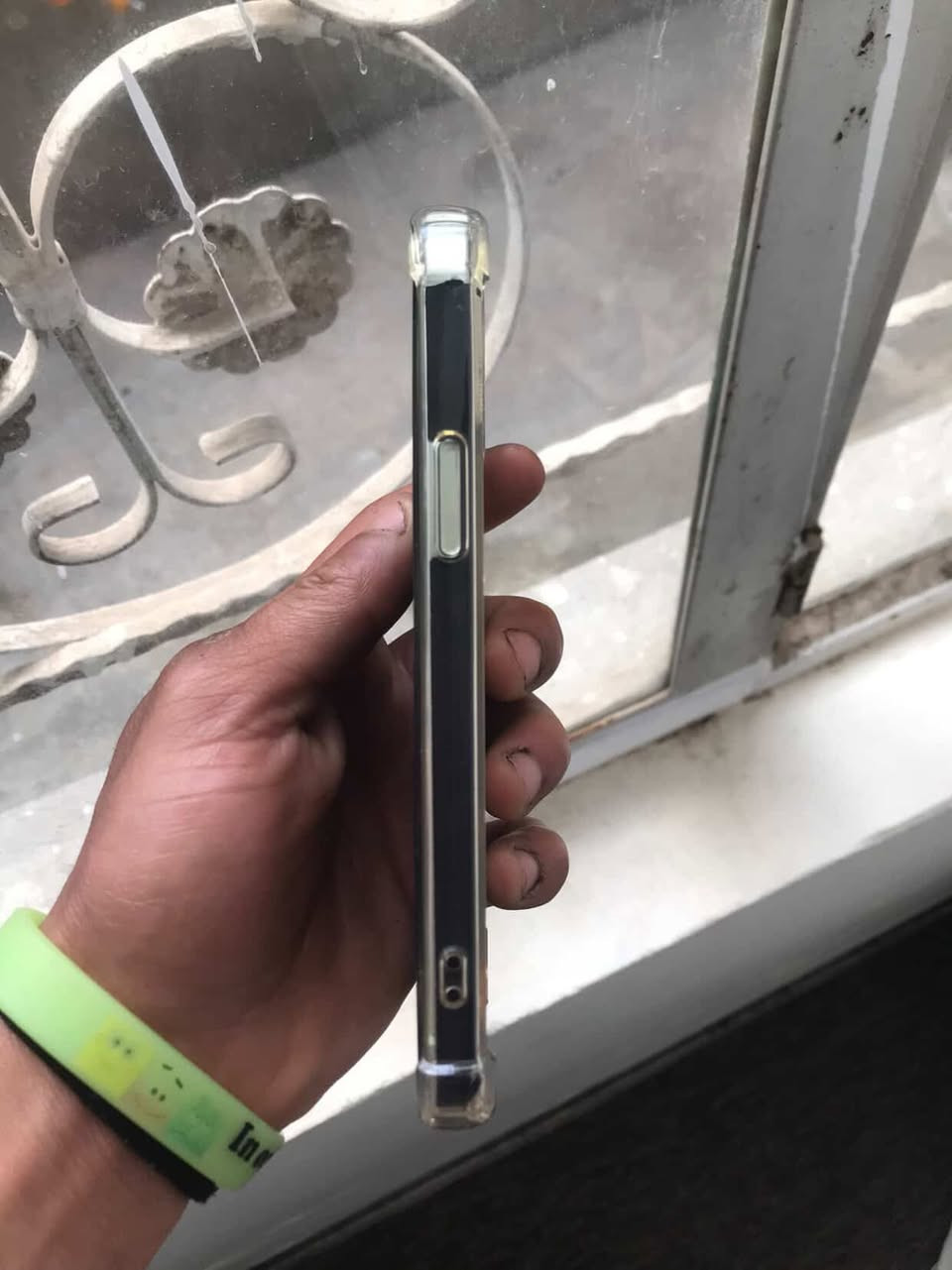 ايفون 12العاي جهاز نضيف كلش فقط ضهره مكسور مروسه وياه11عادي العنده يجي هاص


**إذا كنت صاحب هذا الإعلان وتريد حذفه لأي سبب، رجاءا أرسل رسالة إلى الدعم الفني**