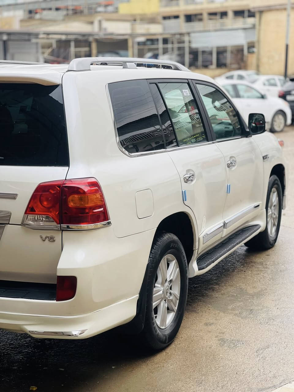 سلام عليكم 

سياره تويوتا لاند كروز موديل 2009
محدث 2014

السياره بس شبر راس جملغ بي كارت فقد  ضربه وصبغ وتبديل سياره جديده وجاهزه حداديه تخم تاير تبريد تدفئه محرك وكير  
مواصفات GXR
فول مواصفات سلايت بصمه تشقيل بصمه ابواب ثلاجه شاشه كامره تحكم استيرن داخل بيجي اشاير بل مري ترحيب منضومه زينون7راكب 3قطع تبريد زراق لايت بعد هواي مواصفات

مكان سياره عقره 📍

رقم تليفون واتساب او فايبر ☎️
***********
