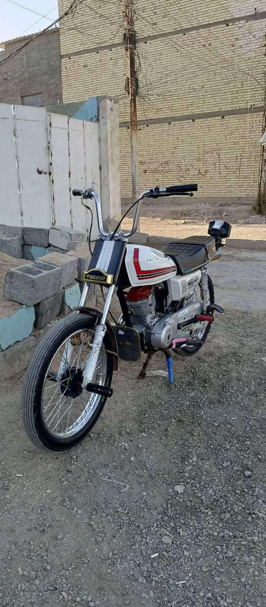 سلام عليكم حربي موديل 17محدث 24 نوع تايكر جاهزه من كلشي تفاصيل خاص سعر 550وبيه مجال  الموشراي لا يدخل رجاائن اوراق كلك مكان ابو غريب او لا اكو مراوس  بسايم بطح او فورزه عادي دراجه مال جناي كفاله


**إذا كنت صاحب هذا الإعلان وتريد حذفه لأي سبب، رجاءا أرسل رسالة إلى الدعم الفني**