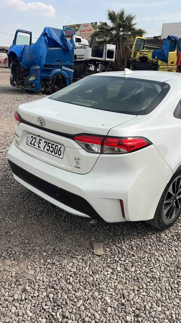 كورلا 2020 اربع قطع صبغ بيبان خلفي وجاملغات خلفي *********** Singapore
