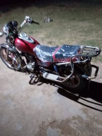 دراجه تيموته لبيع سعر 500وبيه مجال قليل حق جيه كهربائيته كمله كله شغله...