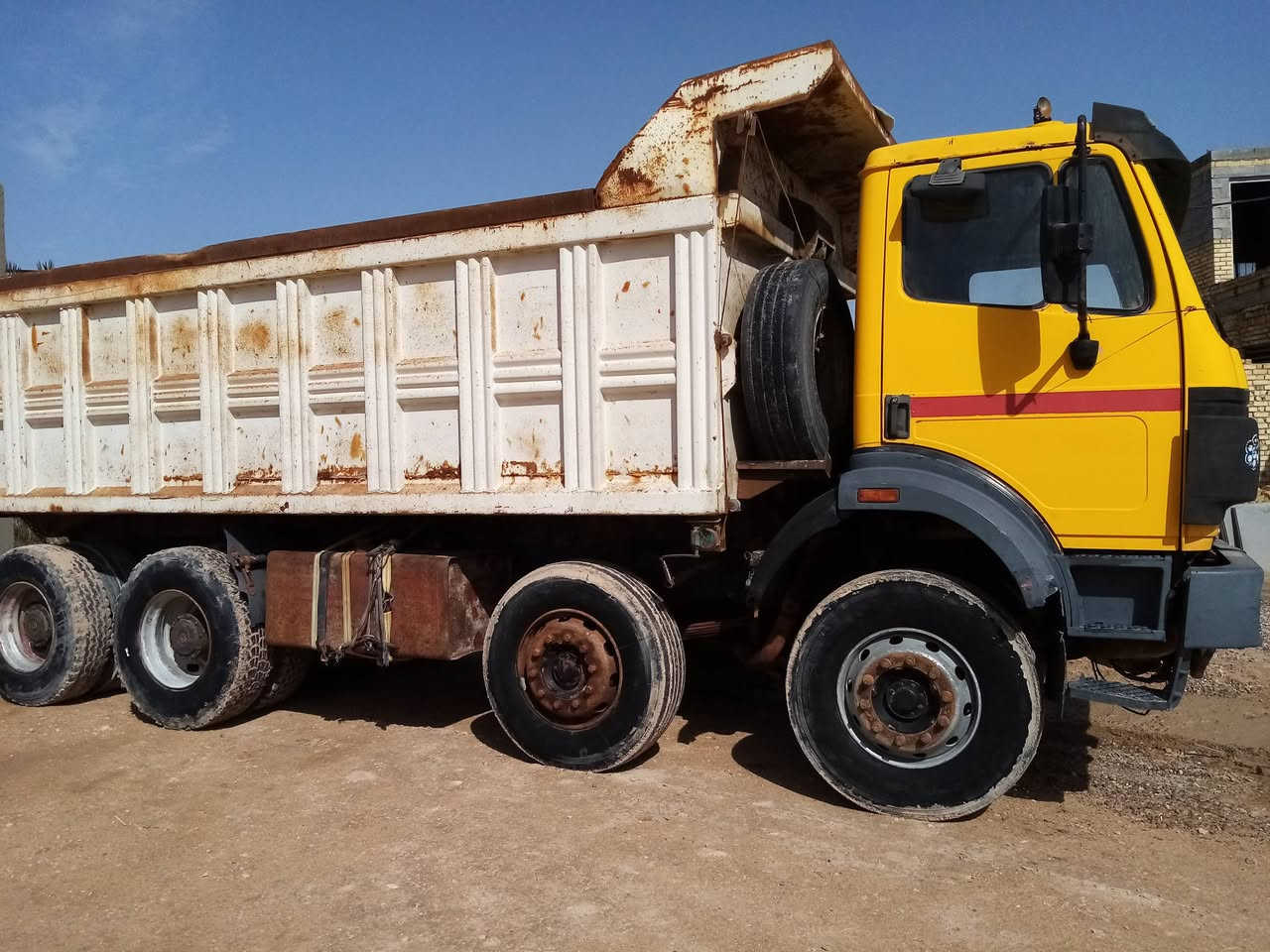 البي  فرنسي رقم مثنئ 
*********** رقم المالك
