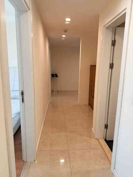 Apartment For Rent, located in Erbil, Empire Wings, with an area of 160m', the price is $1,200/Monthly (Negotiable).
Consists of:
- 2 Bedrooms
- 1 Kitchen
- 1 Living Room
- 2 Bathrooms
- Floor number: 21

Jamana real estate 
Mahmood: ***********
WhatsApp
