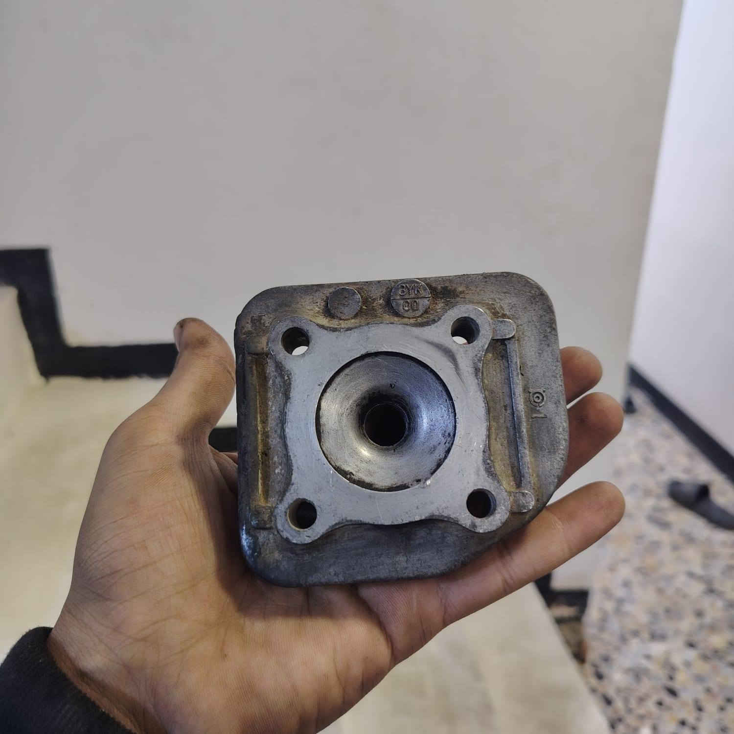 سلام عليكم دراجه بطه للبيع تحتاج كور موجود مشتري تفصيخ اصلي حته كازكيت جايب بس ردت افتح نتات الكورر
سحكن تجي اخليلك البلك شرط تشتغل بس بدل الكور الي مشتري اني الي يعرف يسويه بالعافيه سعره١٠٠قفل ربع مينزل  كفرات نضيفه  حته باتري شغال


**إذا كنت صاحب هذا الإعلان وتريد حذفه لأي سبب، رجاءا أرسل رسالة إلى الدعم الفني**