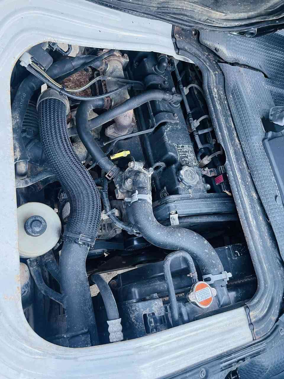 كيا 4000موديل 2009بيلاد  هه مو گياني به شه رت 5دگمه فول  بي نو قستاني  به شه تي گيرو مه كينه  براوه كه ي به شرت 5ته ن ***********شوين كه لار
