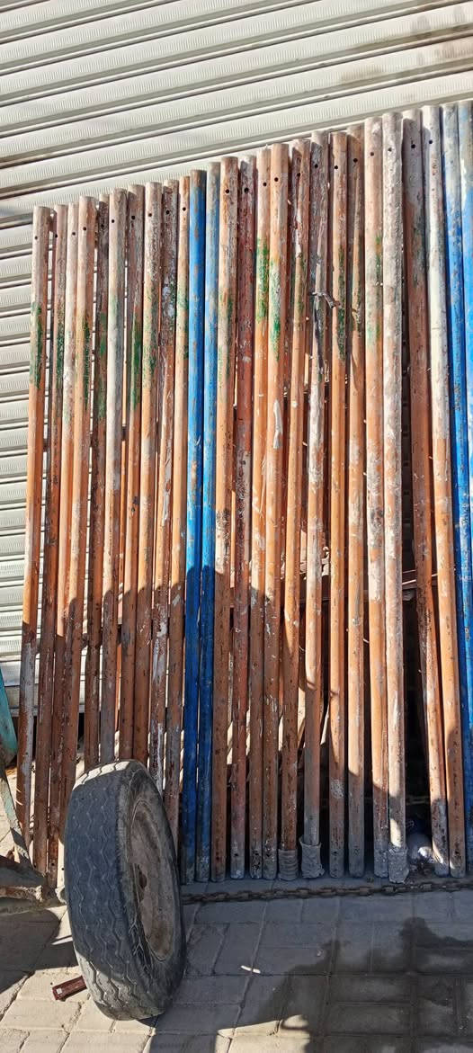 سلام عليكم عندي سكلات ابو 80 صيني وعراقي للبيع عل 60 القفص بغداد الاورفلي ***********
