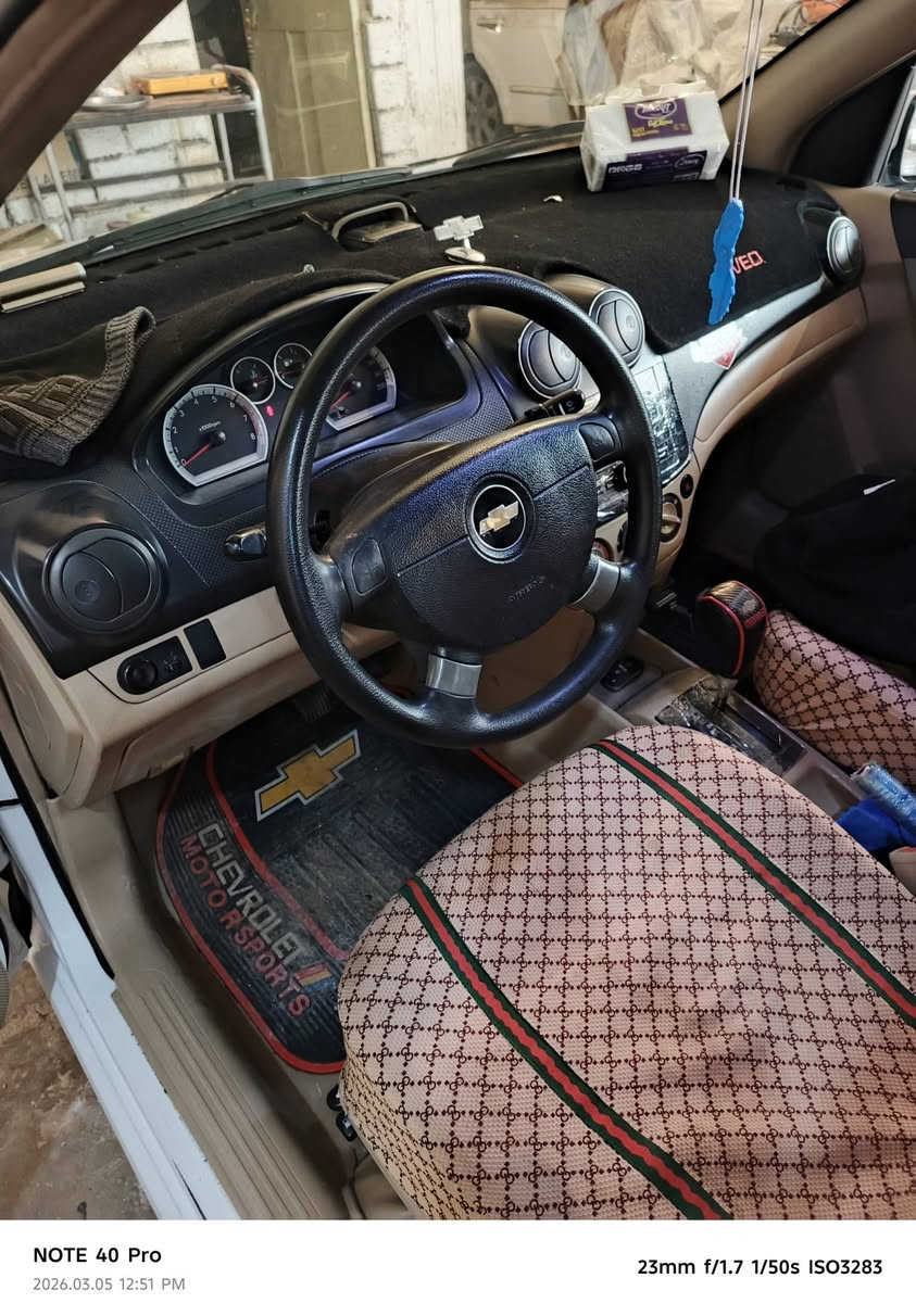 افيو خليجي للبيع موديل٢٠١١ بيها قطعتين جامرلغ سكن سايق بدون دواخل بدون معجون شرط تحويل سنويه اسمي حد٢٠٢٧ مكينه فل شرط فحص مكينه١٥٠٠ كير شرط فحص داخل لونين تايرات جديد +باتري جديد سعر ٧٧بيها مجال قليل تبربد تلج +تدفئه شغال هاتف ***********
