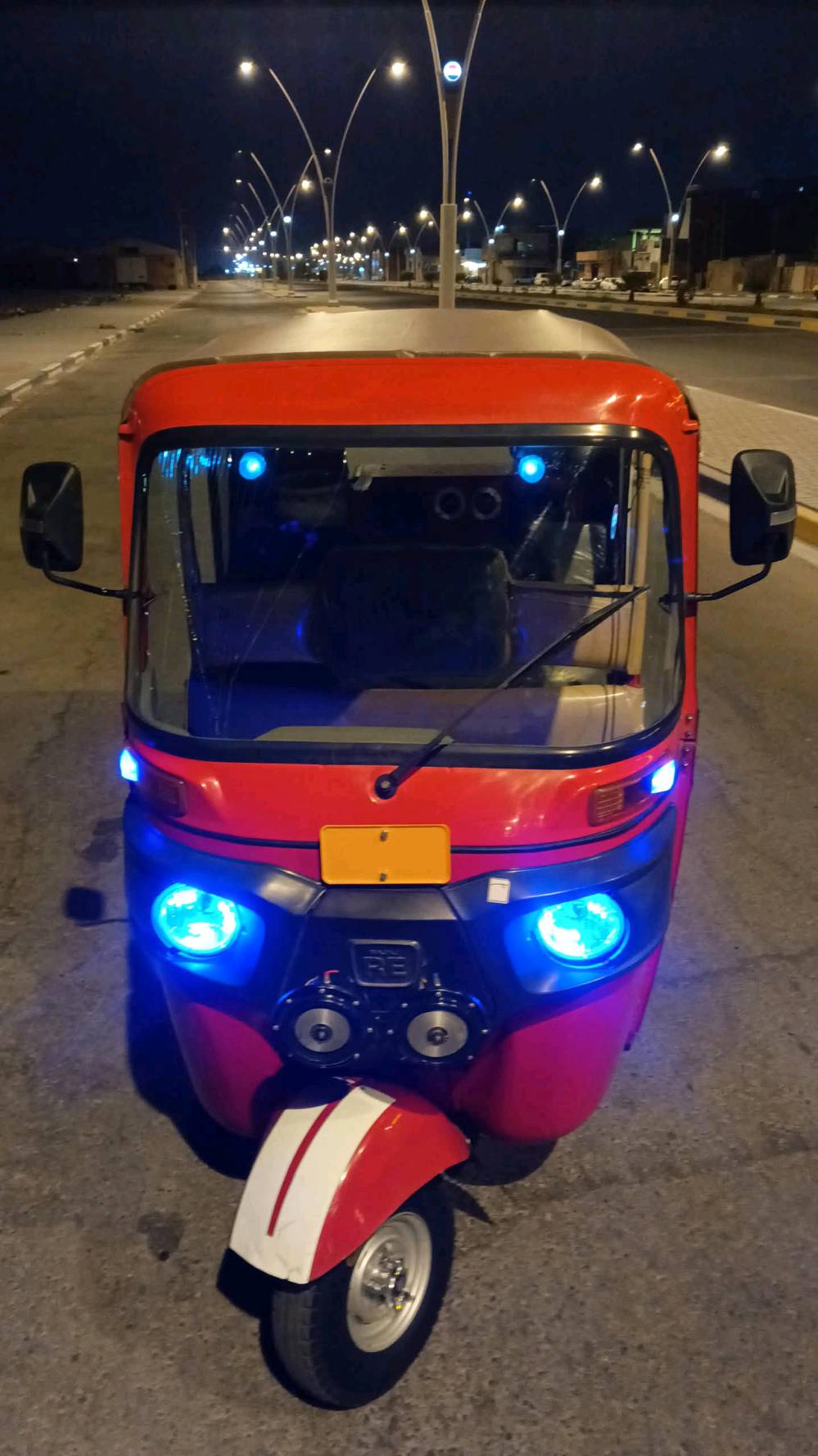 السلام عليكم عندي تكتك البيع موديل 22مكاني البصره القبله قرب سوق المصطر قرب حسينيت شيخ خليل المالكي