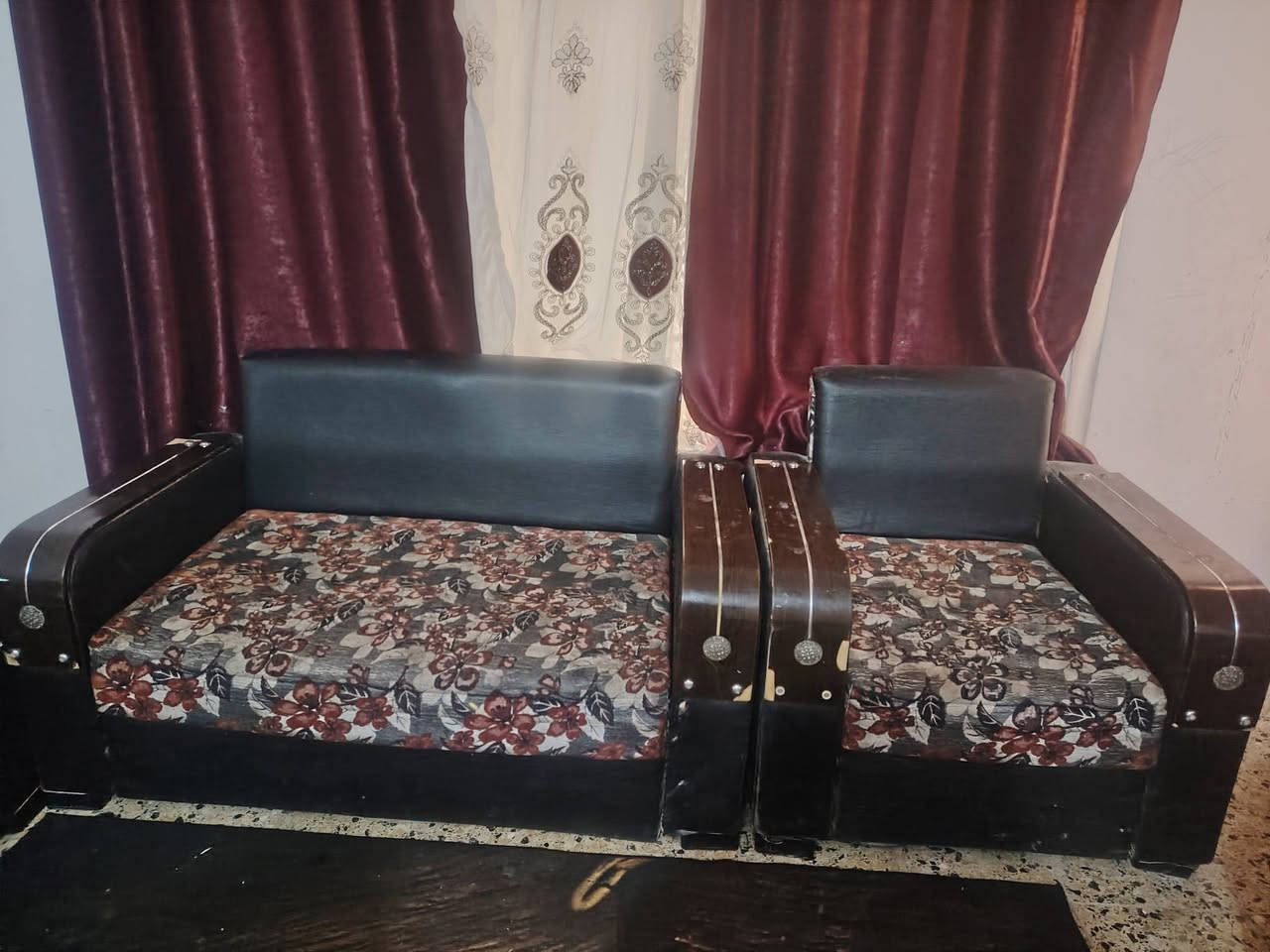 السلام عليكم. غراض بيت للبيع غرفة نوم ب150والتخم 60 مكاني بعقوبة***********
