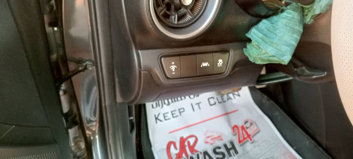 فورتي موديل 2019رقم بغداد بسمي كير محرك تبريد صدر كلهه شركه رادر امامي تحديد مسار ماشيه 71 بدون ارباك العنوان ديالى ترهم مراوس حسب القناعة السعر 120بيهه مجال ***********
