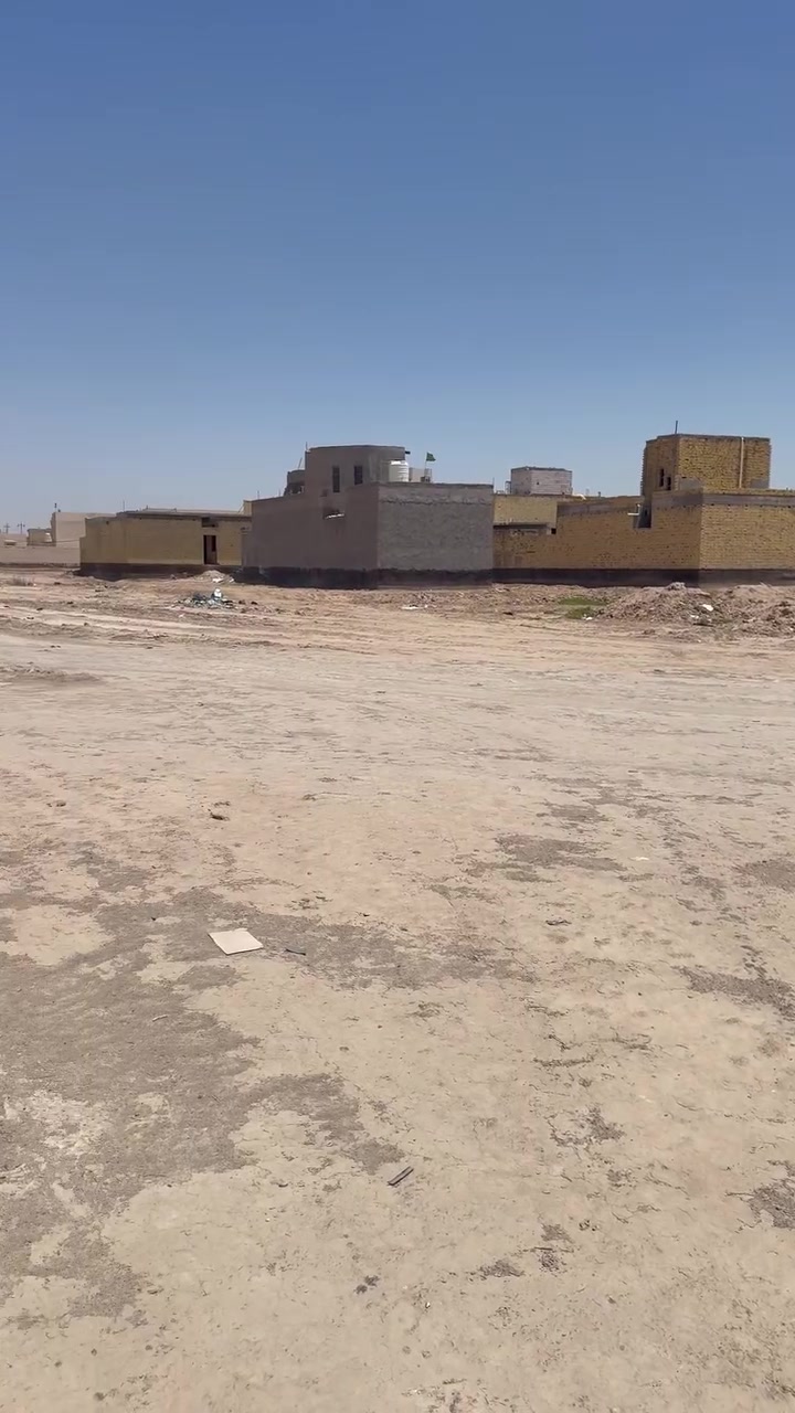 ‏قطعة للبيع ￼ نص مسا 150"4000"***********
