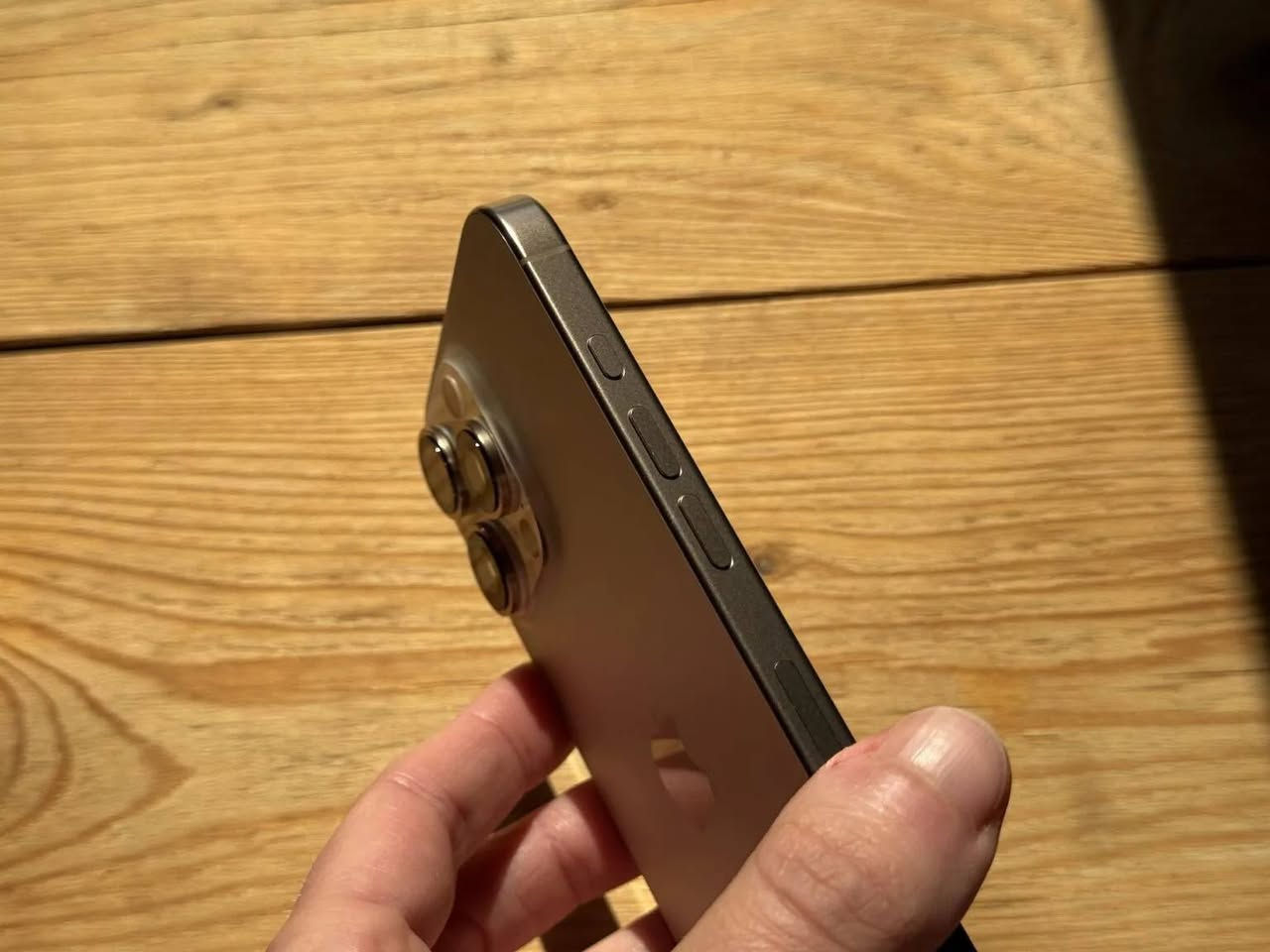 سلام عليكم اخوان جهاز 16برو ماكس للبيع او مراوس ب17برو ماكس جهاز نظيف نظافه 99بل ميه فقط مستبدل شاشه بطاريه99 عدد دورات شحن 45 جهاز قافل ايكلود نظيف مثل بل صوره للتواصل ***********
