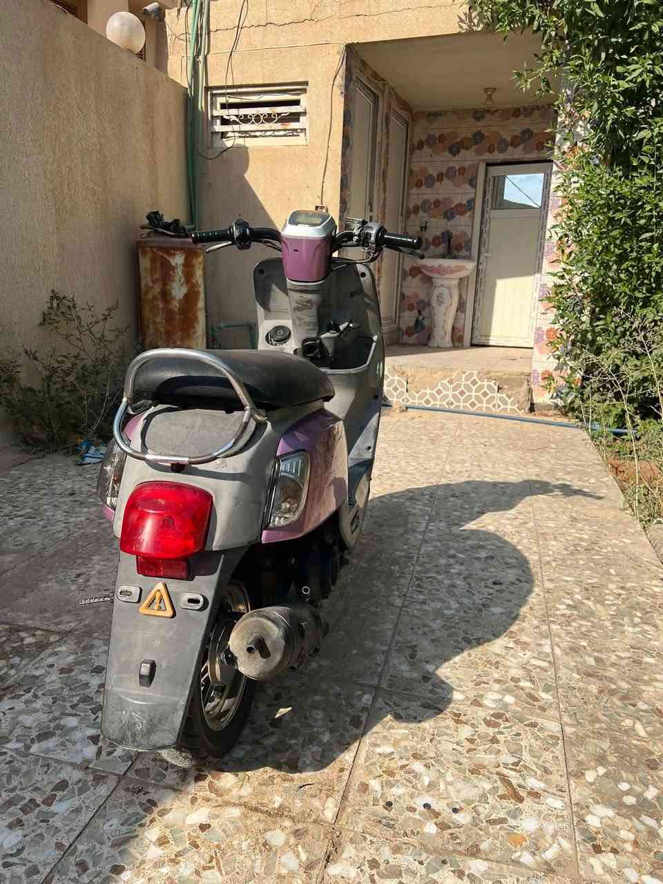 سلام عليكم بوليس نوزل لبيع دراجه نضيفه مفتوحه بس ولفات كهربايات شغاله سلف شغال شراي يراسني خاص بي خير ويدلل مكاني كربلاء فريحه سعر 550رقمي ***********
