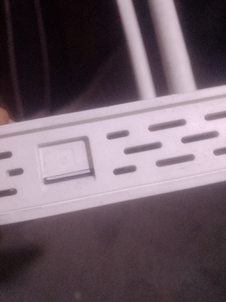 راوتر للبيع 50 وبي مجال بي سمكارت سيمكارت زين


**إذا كنت صاحب هذا الإعلان وتريد حذفه لأي سبب، رجاءا أرسل رسالة إلى الدعم الفني**