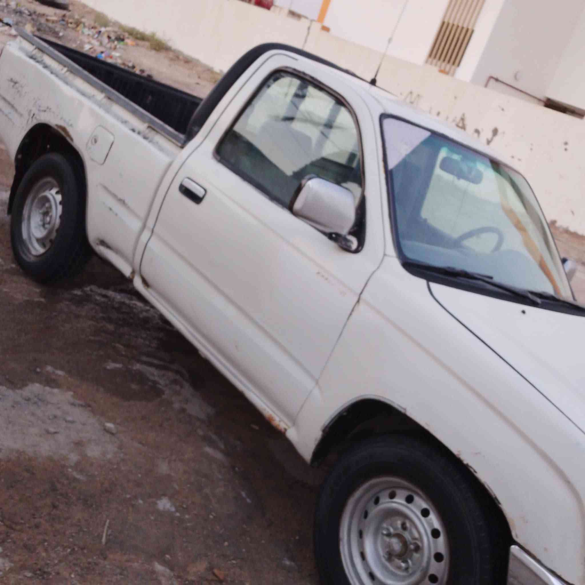 سلام عليكم بيك تيوته ٢٠٠١ للبيع رقم مثنى سنويه ل ٢٨ بسمي تحويل ثاني يوم محرك ما مفتوح كير اكسن مكاني ناصريه ***********
