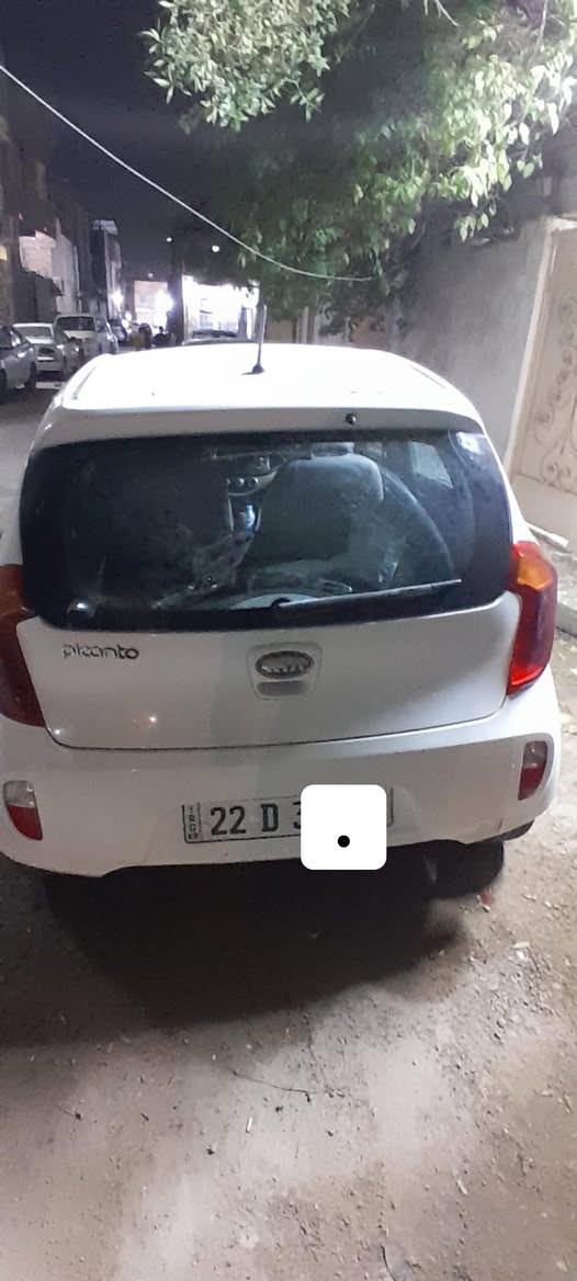 السلام عليكم بيكانتو 2013 رقم اربيل سياره جديده مكفول من كلشي سياره جازه من كلشي ستخدام بيت سعرها 78 
ستفسار *********** مكان سياره نجف
