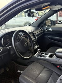 جيب موديل 2018بيهة صبغ بابين او جاملغ بدون دواخل السعر ١٧٧$للستفسار ال...