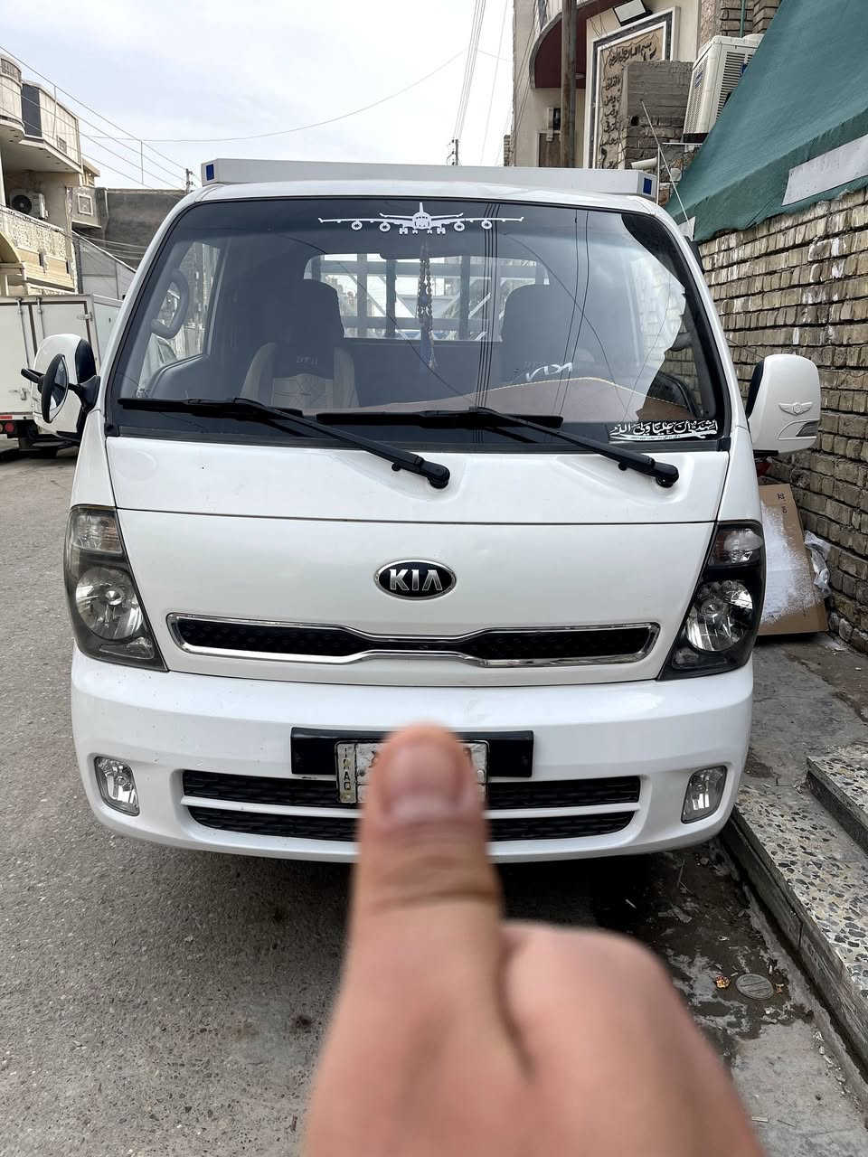 السلام عليكم للبيع كيا فحل 2019 رقم بغداد مسكر 7كير كفاله عامه محجر بيها سياره جديدة وبلعافيه ع الياخذها مكان بغداد اتصل واني خادم لطيبين ***********
