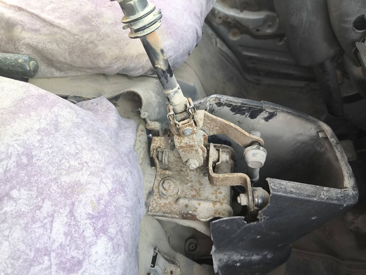 غراض كيا بستا متوفرة //مكينة نضيفه ع فحص //گير//اكسل//جامة امامية نضيفه ما بيها اي فطر //دشبول نضيف /كشنات نص عمر //دعامية امامية نضيفه //بيبان نضاف مكاني ديالى بعقوبة قرب جامعة ديالى رقم الهاتف ***********
