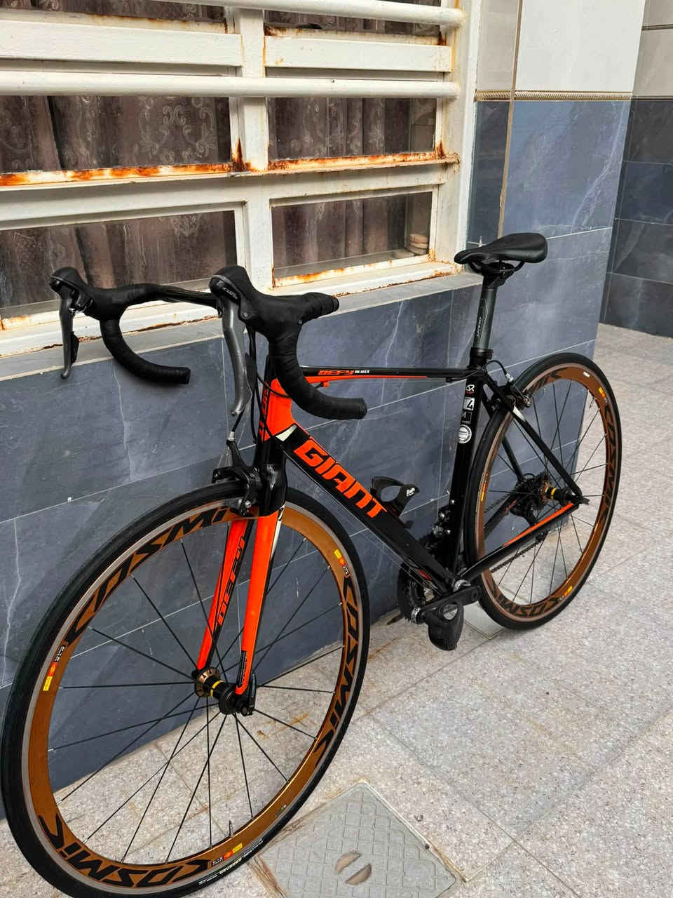 Giant defy aluxx 2018
جاينت ديفاي 2018
سستم كلارس 8*2(العگرب والجلدات جدد توه شديتهن )
فريم المنيوم ماشة كاربون 
وياله كوزمك 2 بنطات لون بيذنجاني 
ستيرن كاربون 
لفاف الياف كاربون 
سرج كاربون 
قاعدة مطاره كاربون 
تايرات deil tire قياس 25
بيها مانع بناچر 
مجمع براكيت 
لوكات ماركة look
الدراجة قياس 51
الدراجة حلوه ومرتبة مكاني نجف رقمي ***********
سعرها 570 الف وبيها مجال قليل 
للتواصل اكثر خاص
