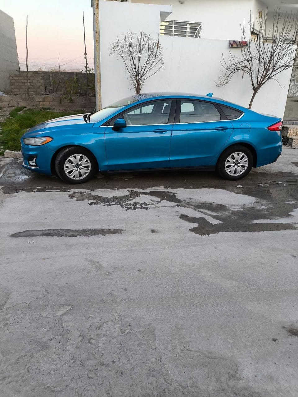 موديل 2020
محرك 2500المرغوب 
الضرر قطعتين وصبغ بوند وجاملغ امامي 
بدون دواخل 
مواصفات S
ماشية 107
رقم نينوى
***********
