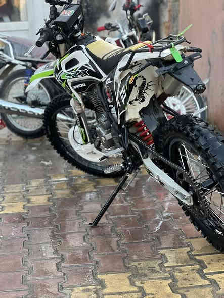 لبيع قفاز CRXمحرك300ما ناقصة اي شي العنوان ديالى جلولاء رقم ***********
