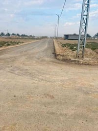 قطع سكنية  #العنوان_حله–1قضاء كوثا /او 2في مدينه الباقر  بمساحات مختلف...