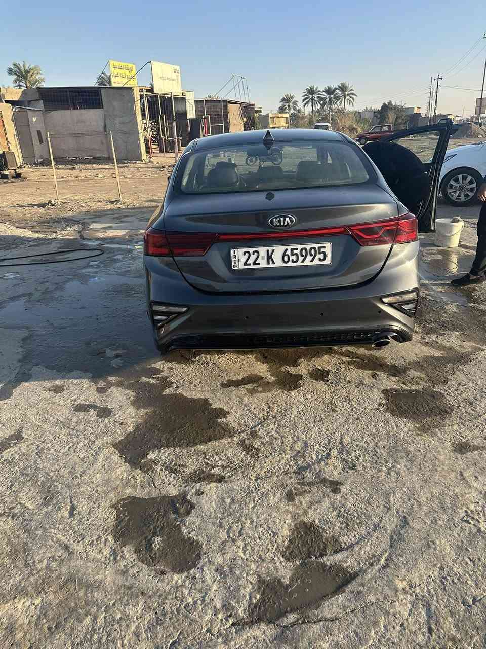 السلام عليكم سيراتو 20 للبيع   خليجي فول مواصفات مكينه 1600 كير مكينه تبريد صدر امامي خلفي وضع الشركه السياره بسمي مداور ثاني يوم    مكان السياره بابل مشروع المسيب  التفاصيل هاذا رقمي وخادم ***********.   السعر 120 وبيهه مجال
