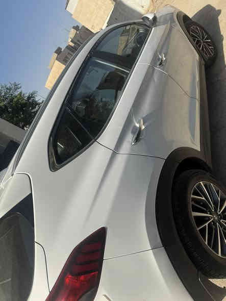 توسان ٢٠١٩ خليجي شركة قلم 
السيارة نص فول مكفولة كفالة عامة نظيفة ماشية ٧٢ الف 
السيارة بااسمي اشتريتها زيرو تحويل ثاني يوم 
رقم بغداد بصمتين 
بيع مستعجل 
للاستفسار اكثر ***********
