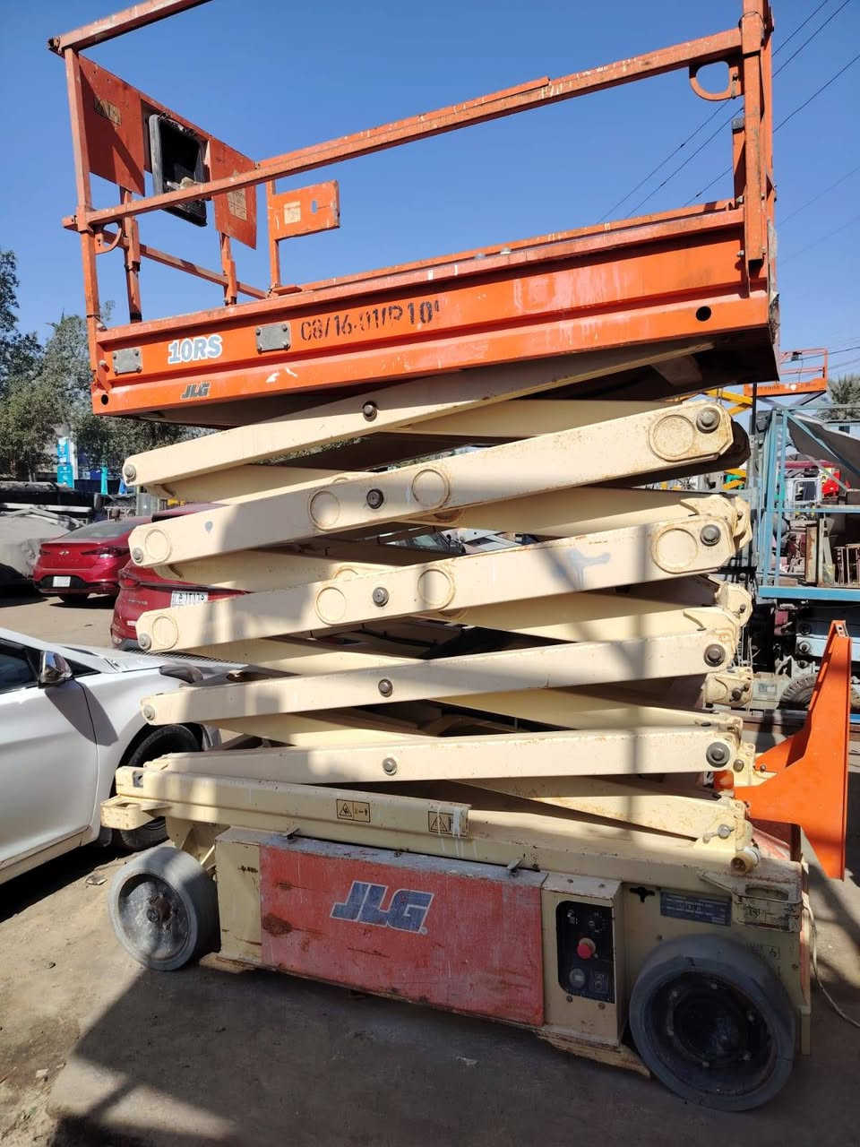 مصاعد كهربائية شحن أمريكا ١٢ متر بغداد باب الشيخ مقبرة الغزالي محل سعد العقابي ابو حسن العتابي رقم وتساب ***********
