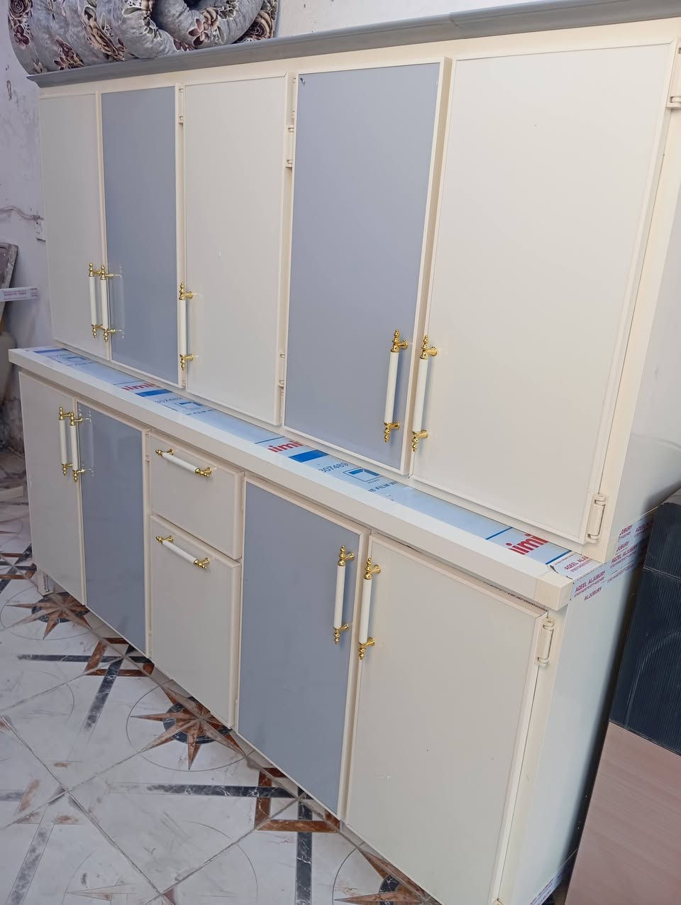 معمل ومعرض المصطفى بادارة محمد الشيباني العنوان القاسم شارع البريد يوجدكاونترات جديد  ومستعمل يوجدتصليح ونبدل القديم بل جديد معه الفرق يوجداقصاد المريح تعالوخاص كافت الموديلات الجديده


**إذا كنت صاحب هذا الإعلان وتريد حذفه لأي سبب، رجاءا أرسل رسالة إلى الدعم الفني**