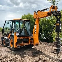 عندي جي سي بي ادور له شقل 07859064945