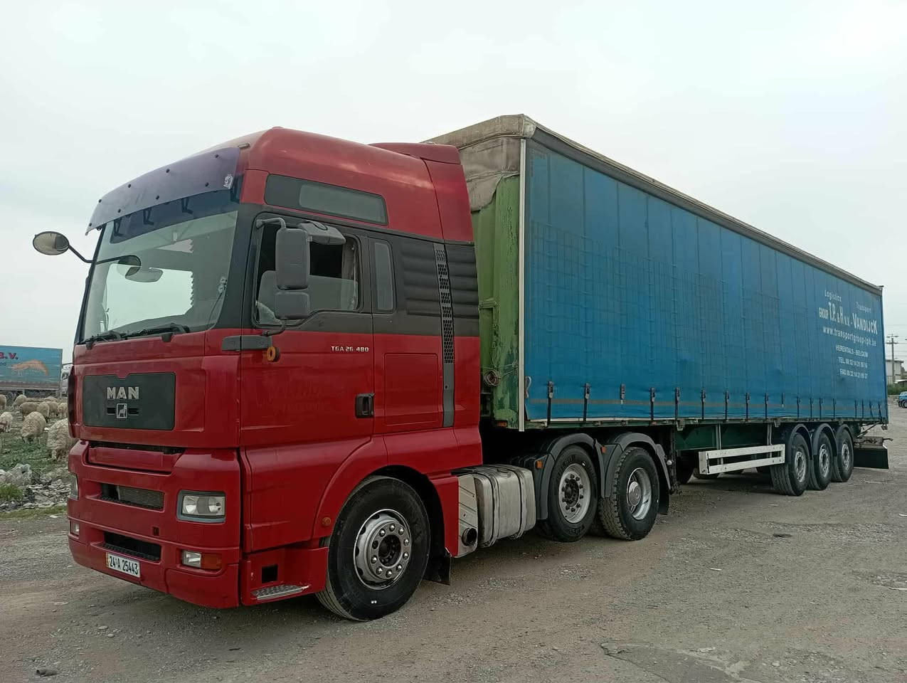 مان موديل ٢٠٠٤انجكتر حجم مكينة 480 كير اتوماتيك سنكل صنوية جديد 31 كامل جاهز
مكان سيارةكلار سعري***********
