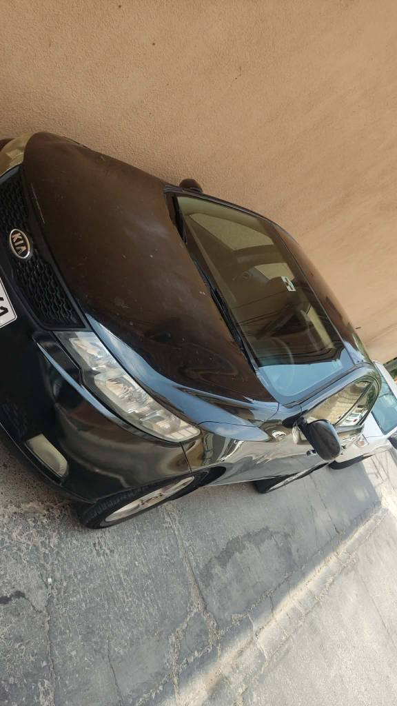 کیا سیراتۆ مۆدێل ٢٠١٢ تۆماتیک شەش گێڕ ناو سور سەنەوی تا ٢٠٢٨ تازەیە گێڕومەکینە و تەحویل و خەرامەی بەشەرت شووێن سلێمانی سعری ٨٦وەرەقەو مەعمەلە*********** السليمانية, العراق
