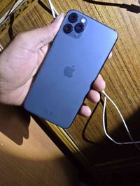١١برو ماكس شرق اوسط بطاريه ٧٦بلاد ذاكره٢٥٦خط واحد شراي يتصل07700594406