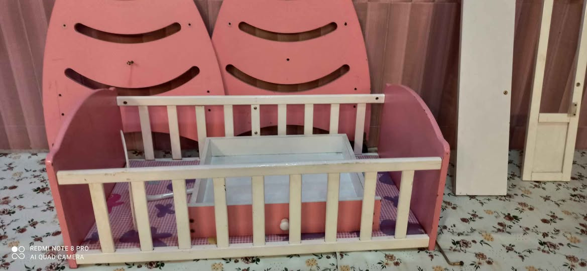 سرير طفل ثابت وهزاز نضيف استعمال قليل البصرة, العراق


**إذا كنت صاحب هذا الإعلان وتريد حذفه لأي سبب، رجاءا أرسل رسالة إلى الدعم الفني**