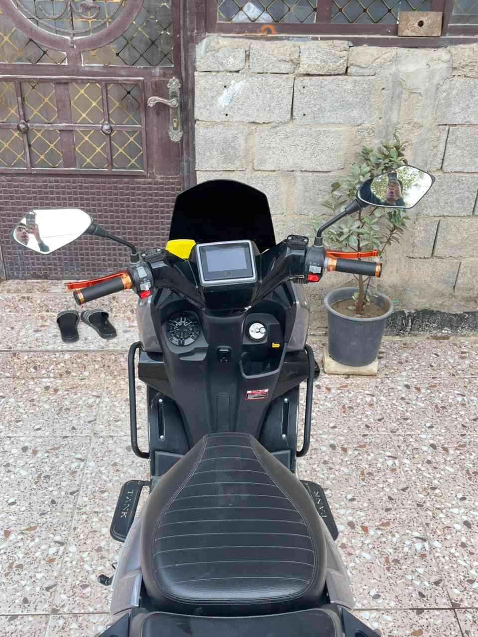 السلام عليكم أخوان دراجه تانج للبيع جاهزه أي نقص مابيه السعر ٧٥٠ وبيه مجال للطيبين العنوان ديالى بعقوبه حي المعلمين موبايل ***********
