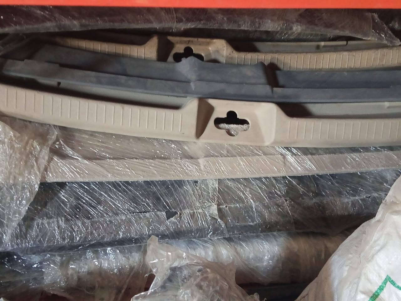 سلام عليكم خوان شكو شي يخص ابصم موجود
مثل بلكات تفصيخ
قايش
ماسحات
ربل بيبان
قفالات
ماطوير زراكات
مواطير جام
كلوبات ناصي
كلشي موجود
للستفسار وتساب***********
وتوصيل موجود
