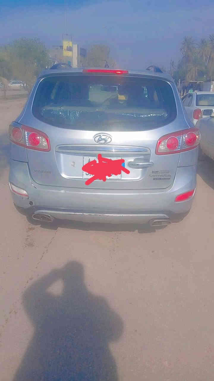 سلام عليكم
سنتافي ١٢
سيارة فول مواصفات
٦ سلندر
بانزين
شاشة
فتحة
تبريد ثلج
تدفئة
ب٤٨
للتواصل على الرقم *********** او خاص
