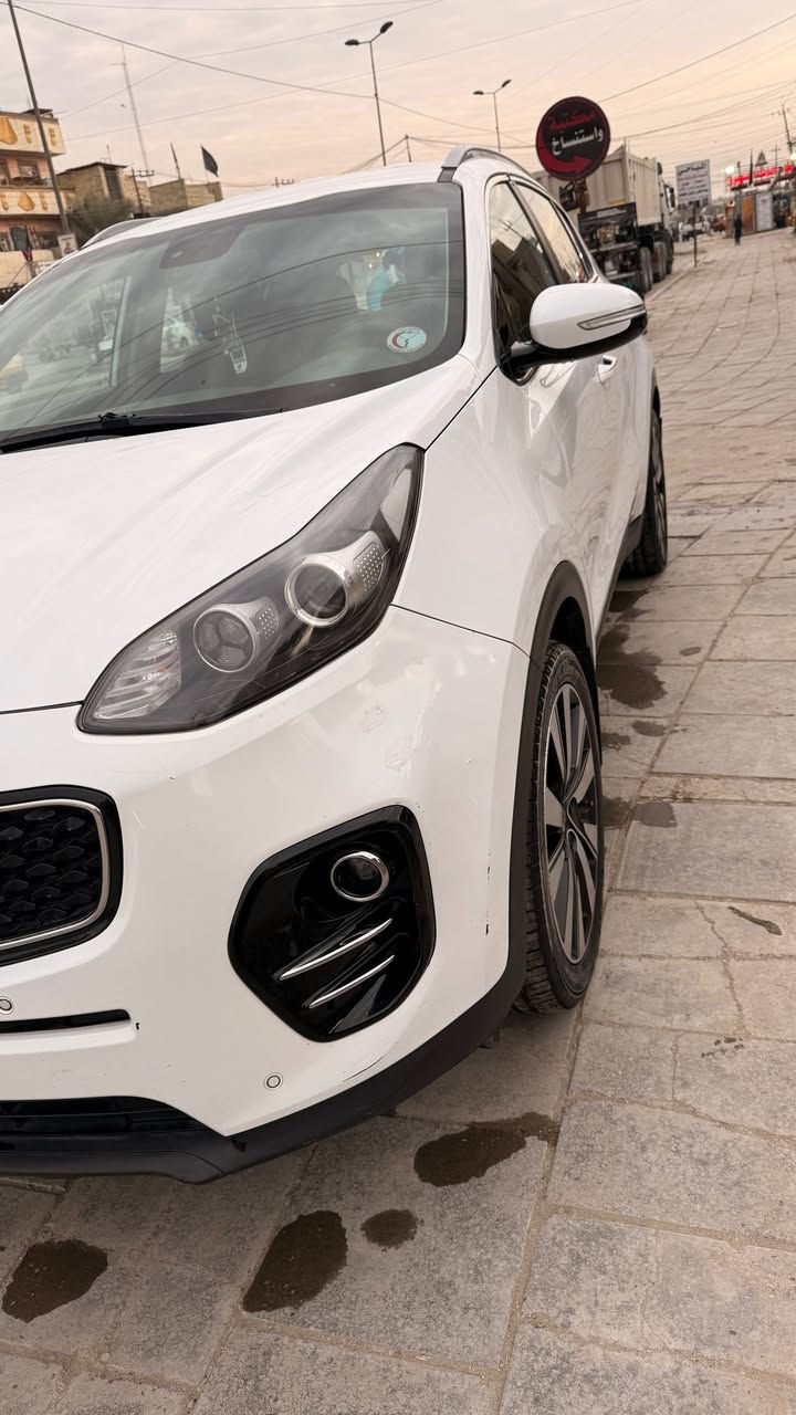 ‎كيا سبورتج خليجي 2017 ماشيه 69,000 نظيفة بدون صبغ ولا قطع تبديل 
‎بصمة تشغيل
‎مرآة جانبية كهربائية 
‎السعر 178
***********
