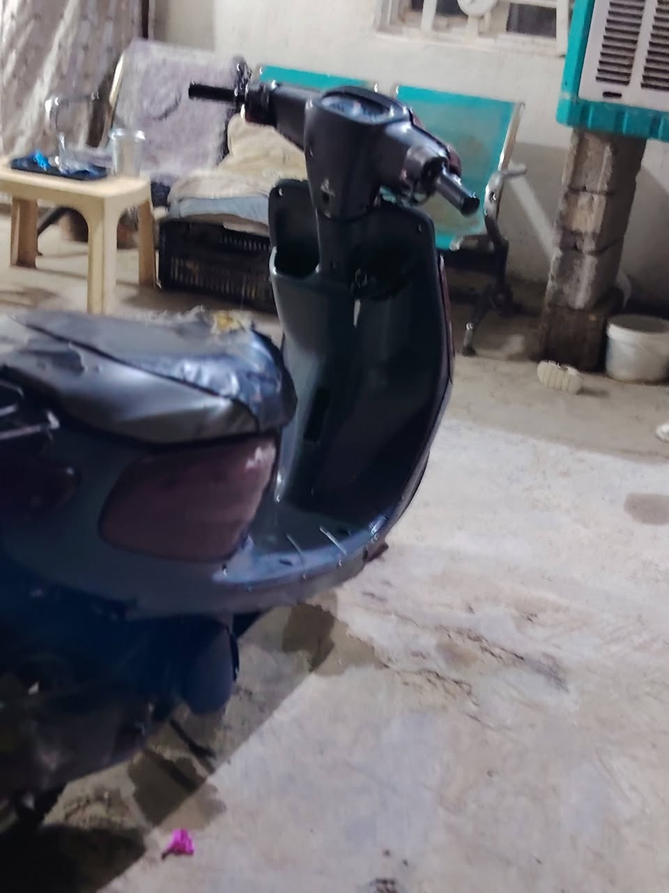 سلام عليكم مره خصت مدير الكروب منغولي كامله مكمله نقصه بس سله مكينه جديده ما صالله شهر وياله وره وكدام جديد تايرات جدددد متواجد خاص او ***********
