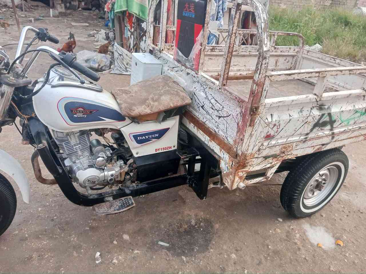 السلام عليكم ستوته للبيع موديل 11 اوراق سعر 1,350 ناصريه مركز محرك صار له شهر جديد شاص مصبوغ حراري تواير جدد فلنجات جدد مكلف بالنشور ***********
