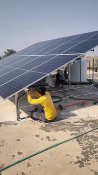 نقدم لكم أقوى عرض لتنصيب منظومة طاقة شمسية متكاملة وبمواصفات عالمية، ص...