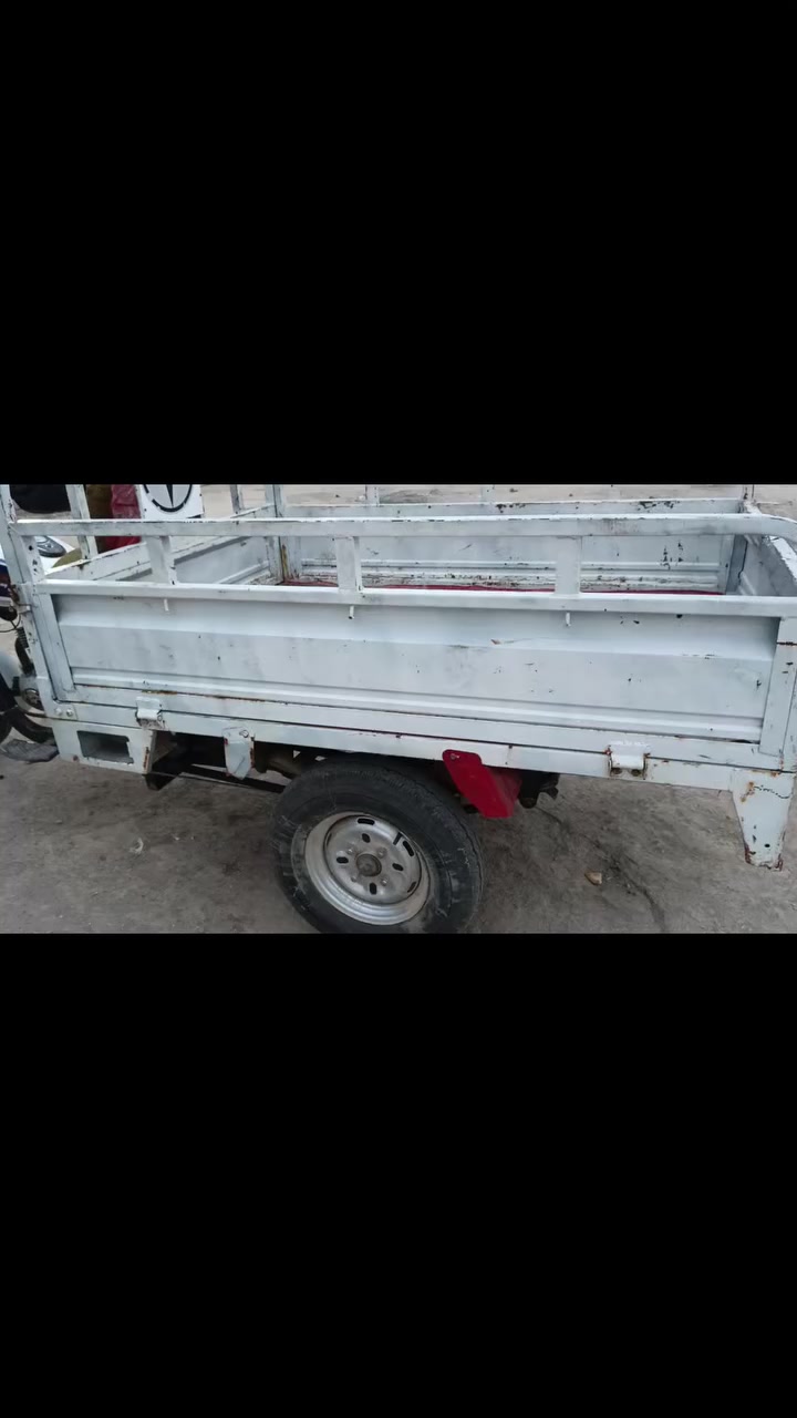 سلام عليكم ورحمة الله تعالى وبركاتة 

ستوته موديل 2014 
اوراق اصولي  
مكينه مفتوحه بس حلووة ناعمه 
شاصي كفالة 
كهربائيات كاملة 
دشبول جديد كامل 
سعرها 1300 وبيهه مجال قليل كلش 
مكاني الناصريه الغراف 
‏‪***********‬‏
