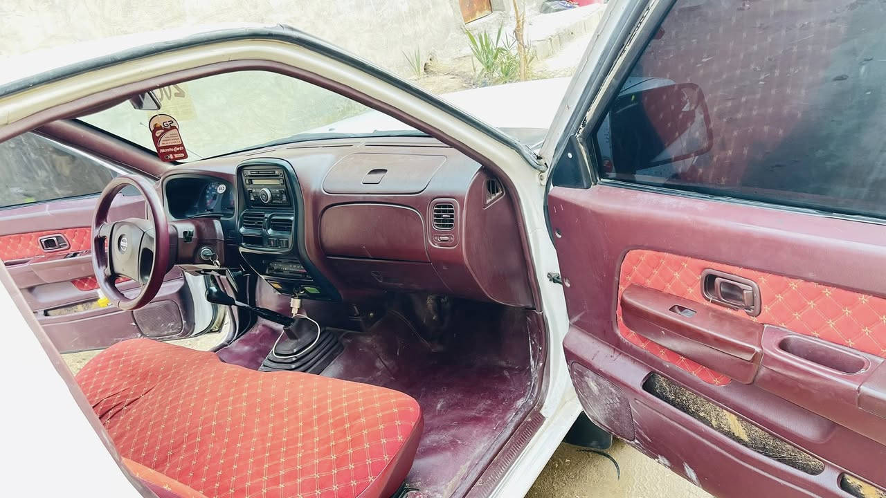 سلام عليكم بيكم نيسان مديل 2008تخم تاير تبريد تدفئه شغال مكينه كير جديد سنويه جديد ***********
