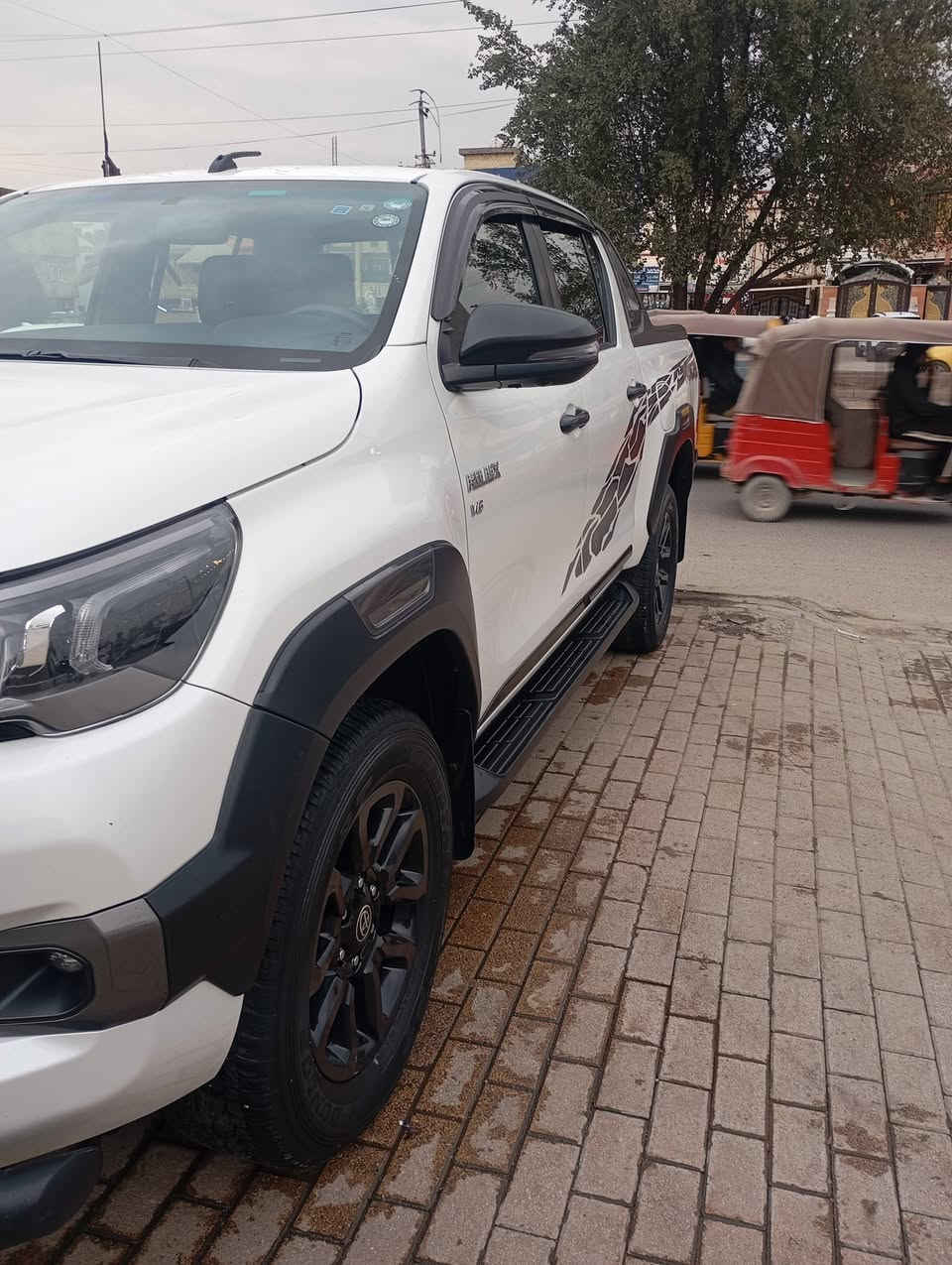 تويوتا هايلوكس Adventure موديل 2023
محرك 4.0
دفع رباعي 4×4
گير أوتوماتيك
اللون أبيض صدفي 
المقاعد الداخلية قماش
ماشية 64 كم فقط
رقم أربيل
سعودي 

الإضافات:
شاشة – 4 كاميرا –  بصمة تشغيل – تحكم مقود – هوك خلفي - درع امامي

📍 بغداد
💵 السعر: 38000دولار

للاستفسار : ***********
