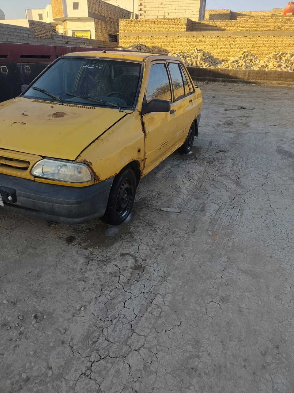 السلام عليكم سايبا موديل 2013 سنويته تفاصيل مكينه كير شرط جدد حداديه جديده درايمات جدد كهرباءيات  كله شغاله تخم تاير باتري جديد السعر مليون وربع مكان دوانيه لاستفسار ***********
