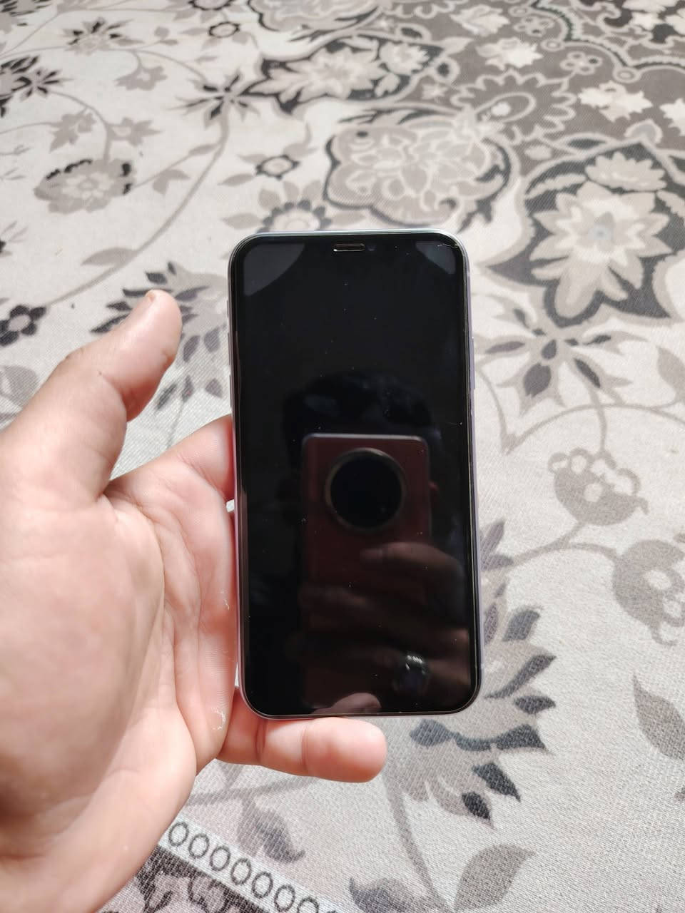 سلام عليكم ايفون 11 العادي ذاكره 128 بطاريه 79 الجهاز استعمال قليل مال بيت الي مبدل بي بطاريه فقط والفيس أيدي واكف السعر قيم بما يرضي الله وخذه مكاني محاويل حي المشتل خلف المعارض الاستفسار ***********
