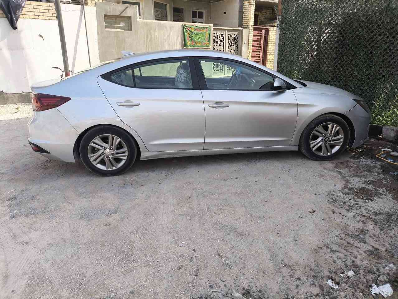 سلام عليكم الانتره مديل 19شكل 20سنويه شهر 3تصقط رقم اربيل بيها 4قطع شراي اتصل وبيك خير ودلل*********** سعر 125بيها مجال قليل
