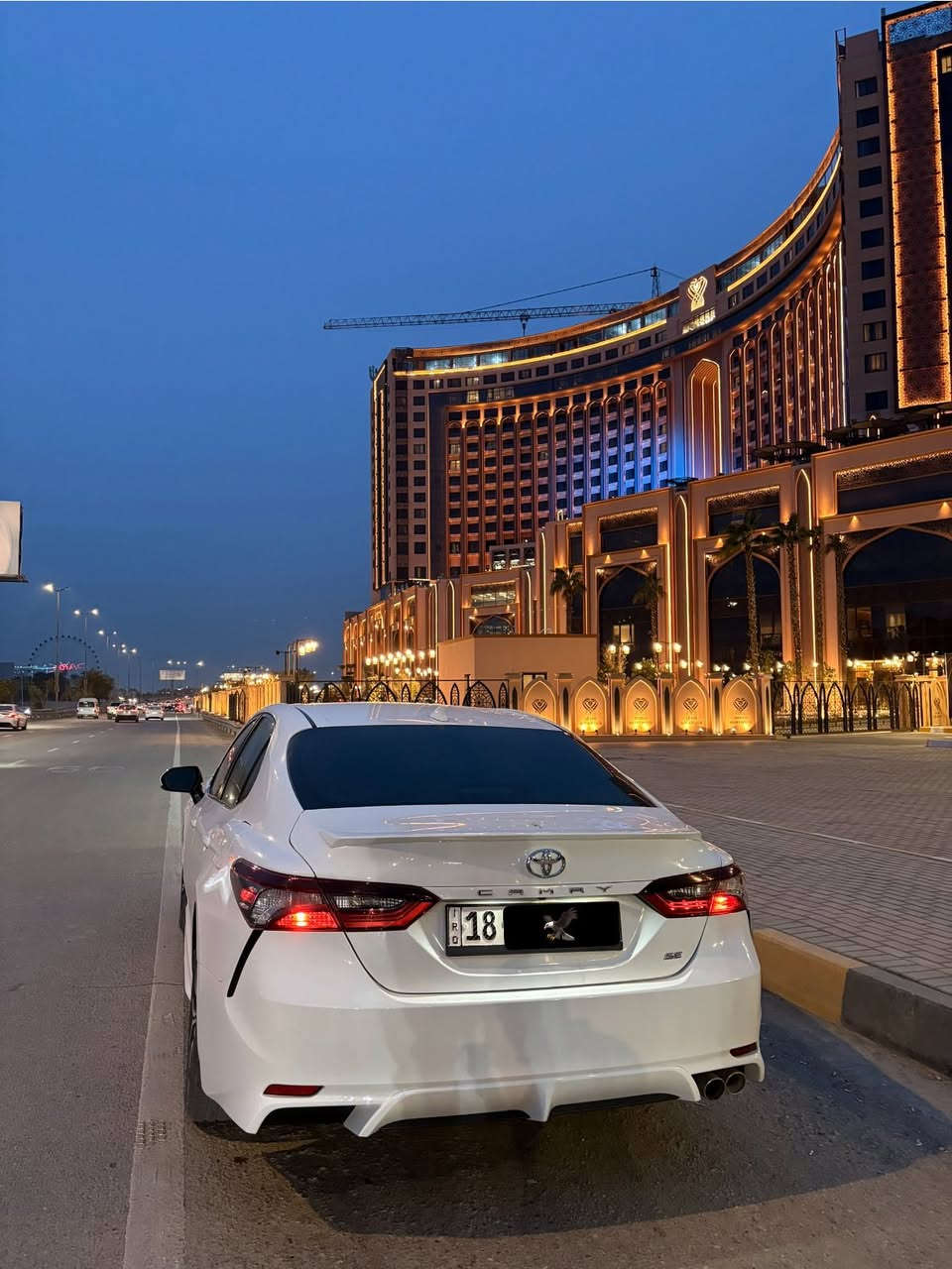 سلام عليكم 
كامري 2023 SE للبيع 
رقم بابل الدولي 
سيارة جاهزة من كلشي ومابيها اي نقص
حادثها دعامية امامي وبيها قطع كلير 
ماشية 100 الف 
السعر 170$
المكان بابل الحلة 
***********
